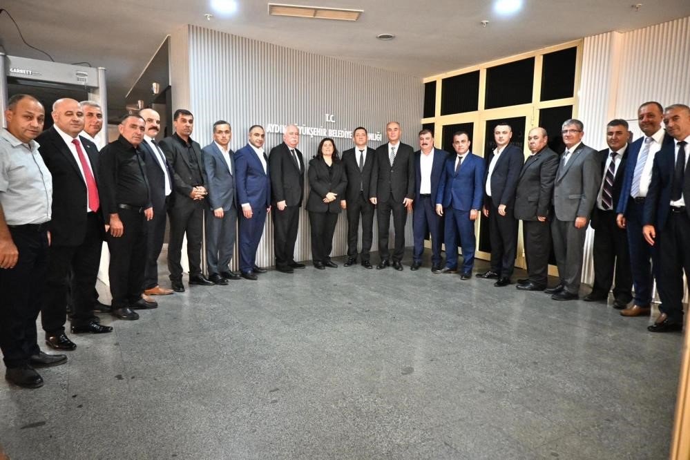 ozmeric-nezaket-ziyaretinde-sofor-esnafinin-sorunlarini-dile-getirdi