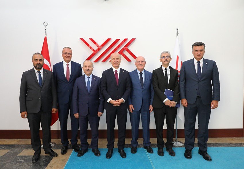 rektor-prof-dr-savas-yok-baskani-ozvari-ziyaret-etti