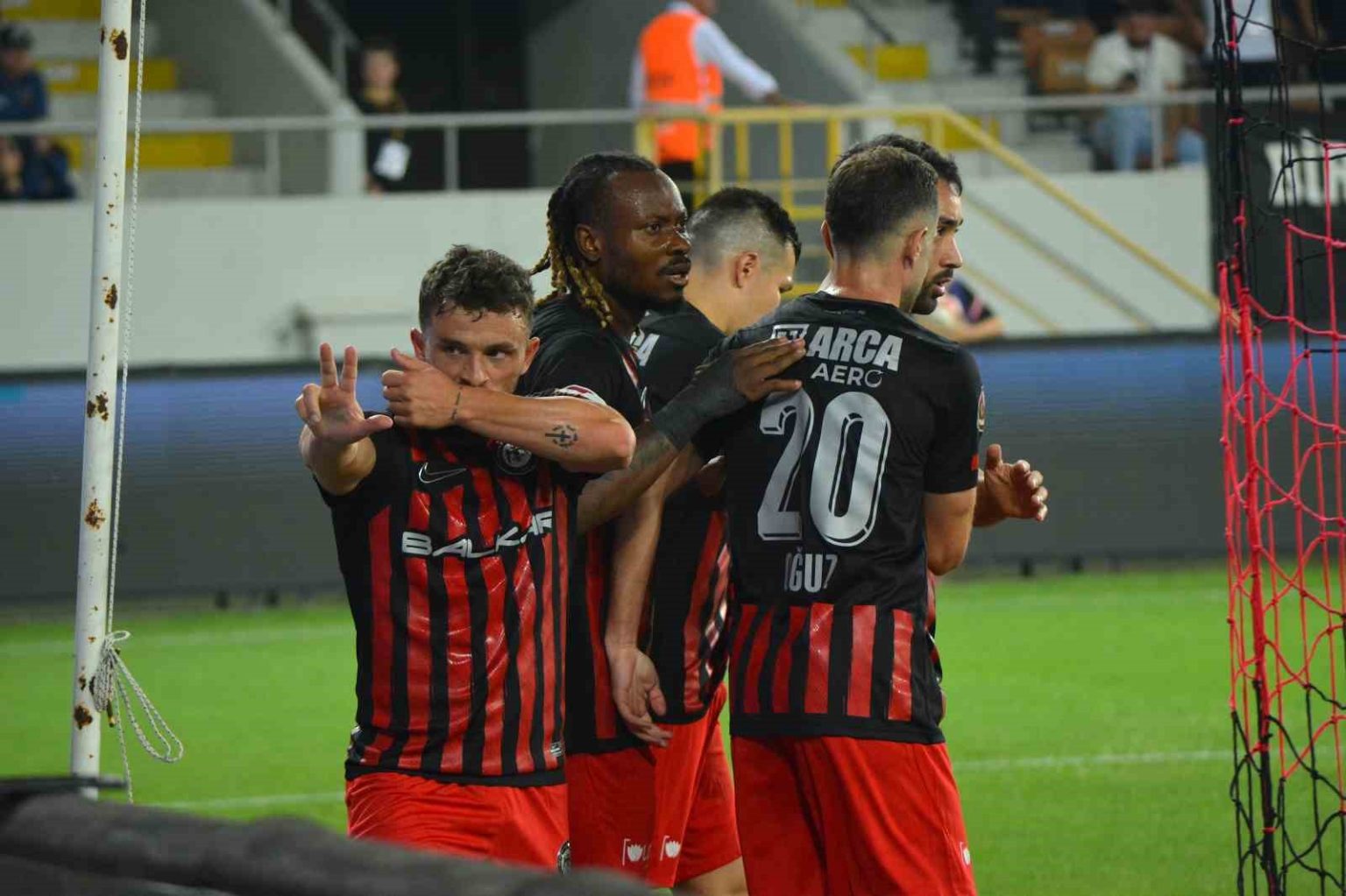 trendyol-1-lig-corum-fk-2-sariyer-1
