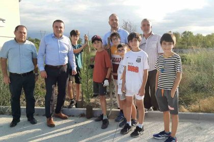 yeseren-umutlar-yili-icin-fidanlar-toprakla-bulusmaya-basladi