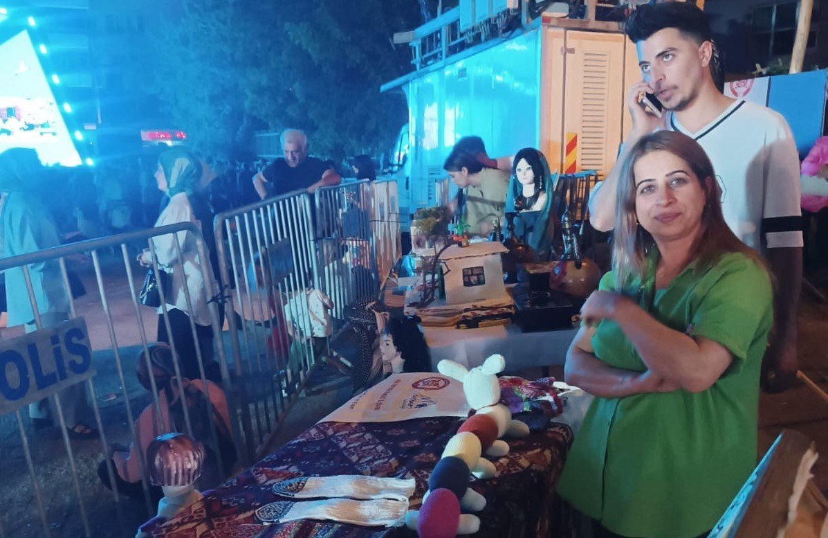 adem-bir-anadolu-senliginde-stant-acti