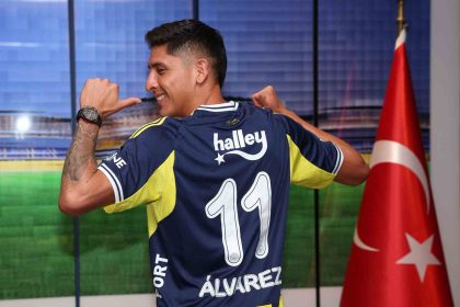 edson-alvarez-resmen-fenerbahcede