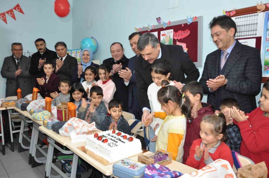 koy-okullari-yenileniyor