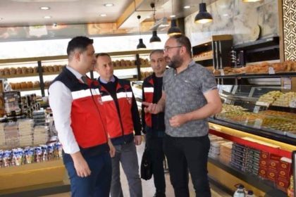 kutahyada-7-ayda-5-bin-553-gida-denetimi-yapildi