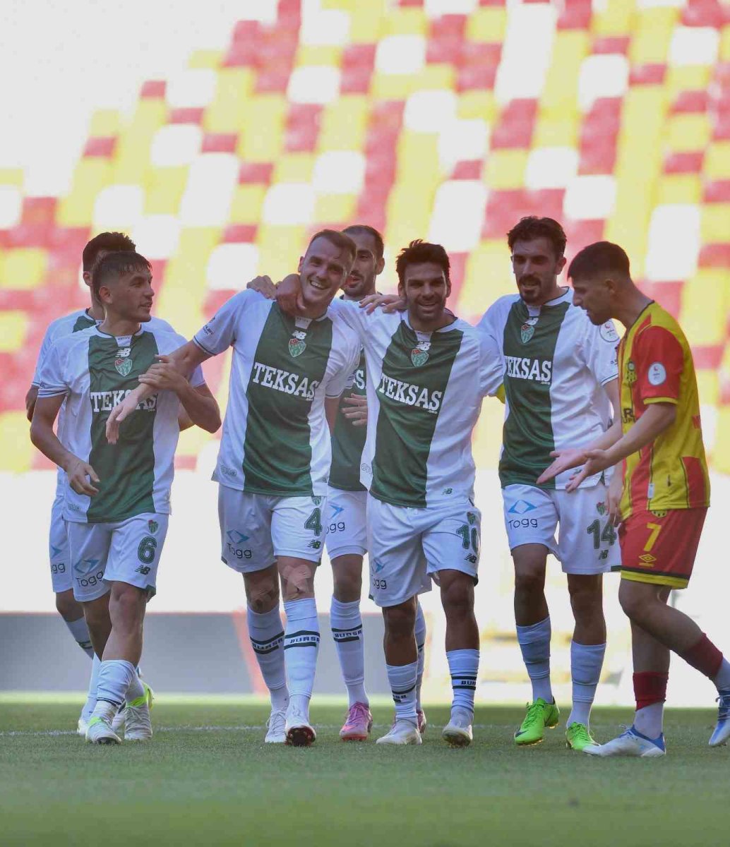 bursaspor-sezona-tarihi-galibiyetle-basladi-8-0