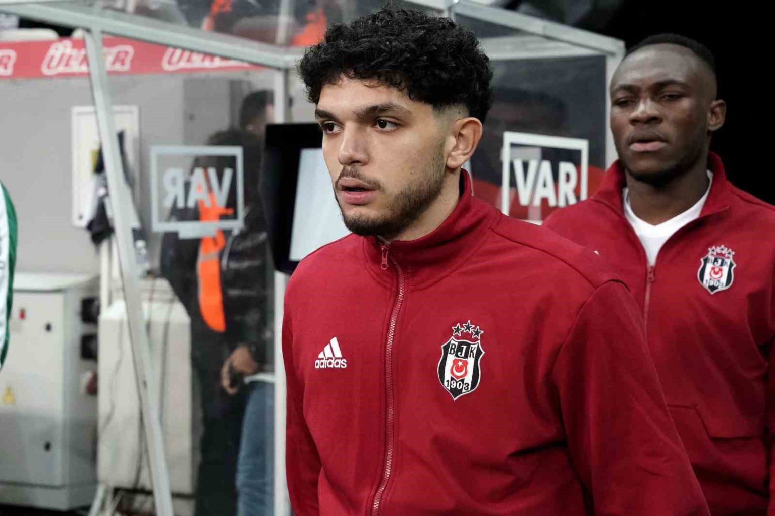emrecan-terzi-kiralik-olarak-serik-sporda