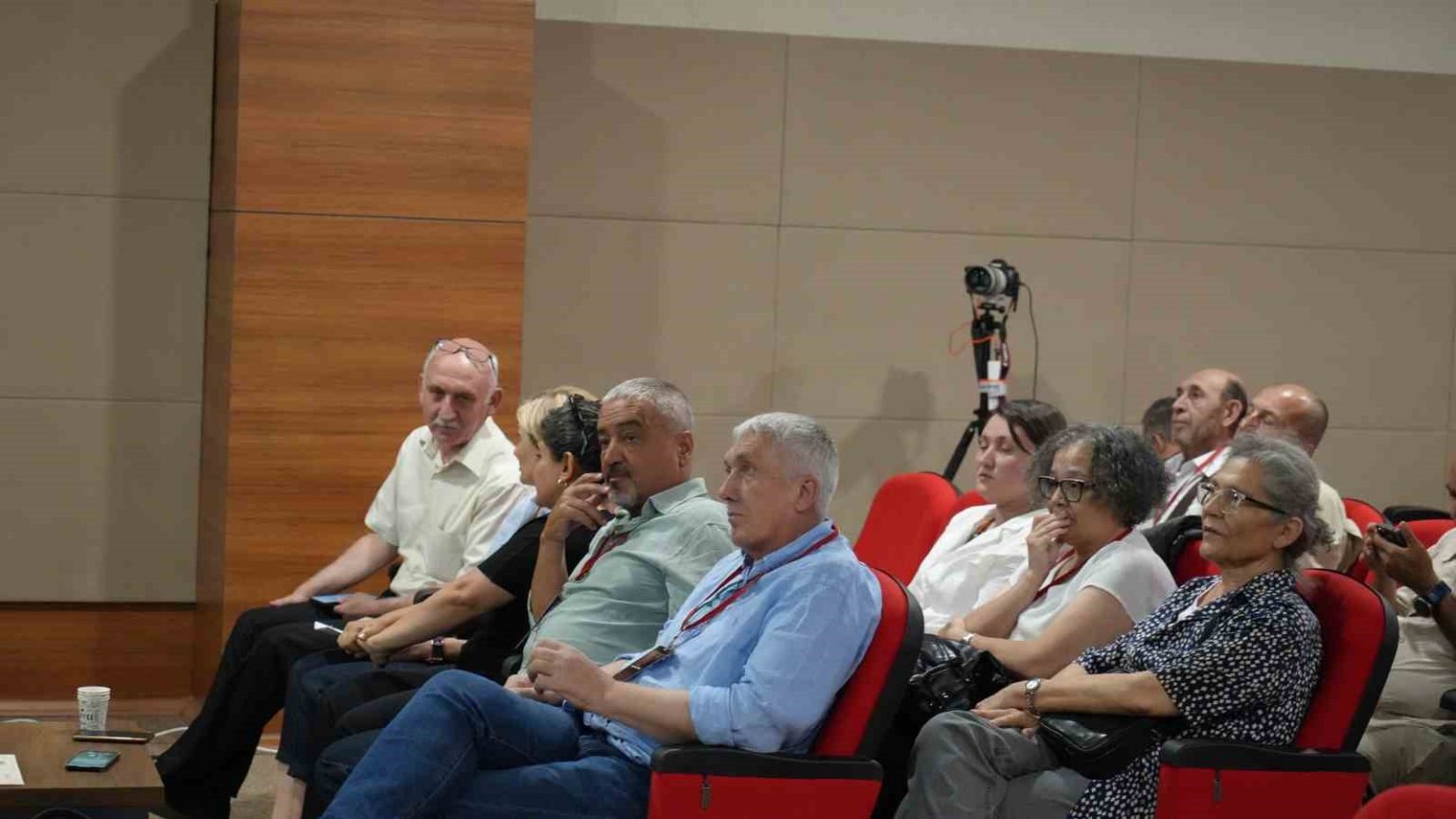 her-yonu-karaz-kulturu-konusuldu