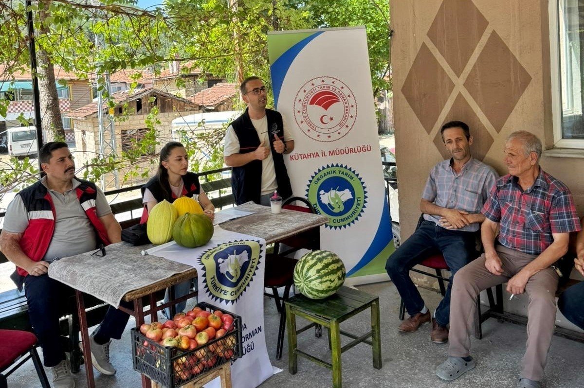 dogal-emet-goncek-koyu-kavunu-icin-35-ciftciye-egitim