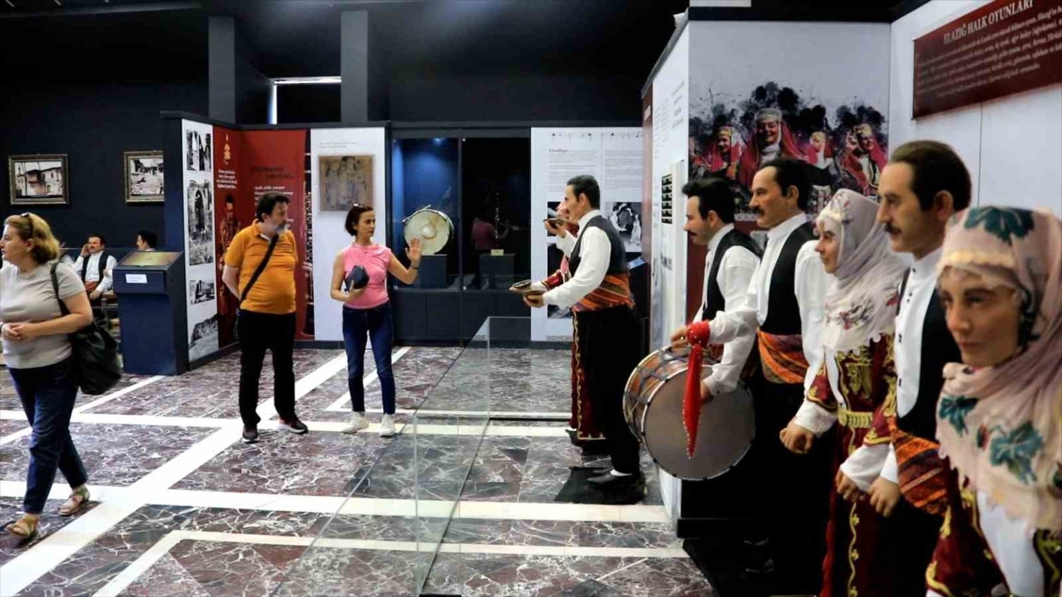 muzeler-elazigin-tarihine-isik-tuttu