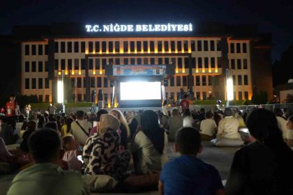 nigdede-minderli-sinema-gunleri-buyuk-katilimla-tamamlandi
