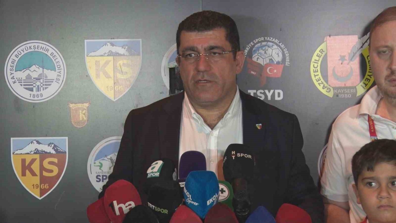 nurettin-acikalin-kayserisporun-layik-oldugu-sekilde-sehrimizi-temsil-etmesini-saglayacagiz