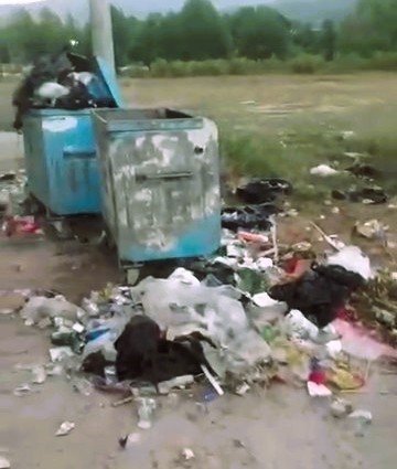 pamukkalede-toplanmayan-copler-tepki-cekti
