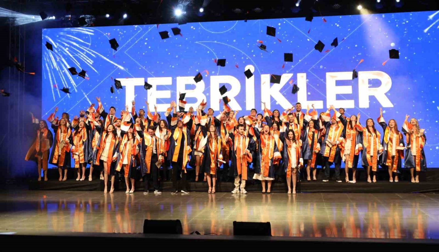 sagligin-yeni-neferleri-mezun-oldu