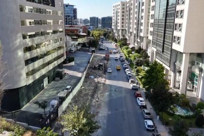 bahcelievler-29-ekim-caddesinde-genisletme-calismasi-basladi
