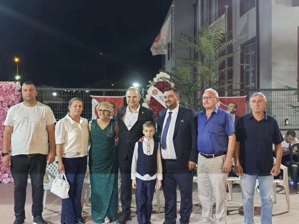 baskan-dilsiz-vatandaslarin-mutlu-gunlerinde-yanlarinda-oldu