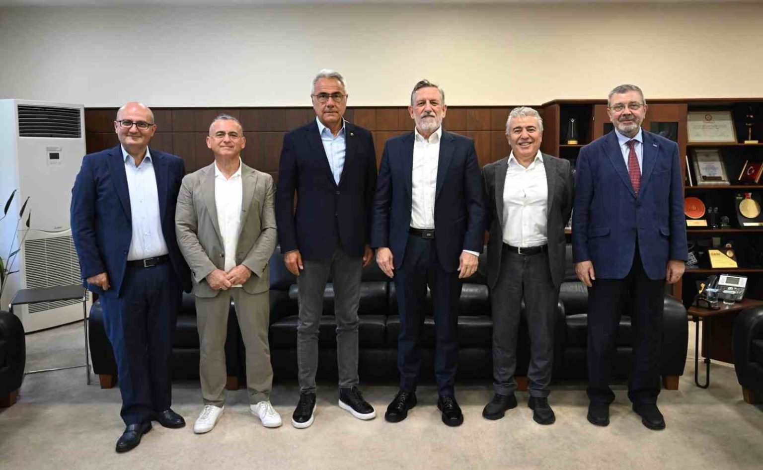 baskan-zeki-ozdemirden-sivasa-yatirim-diplomasisi