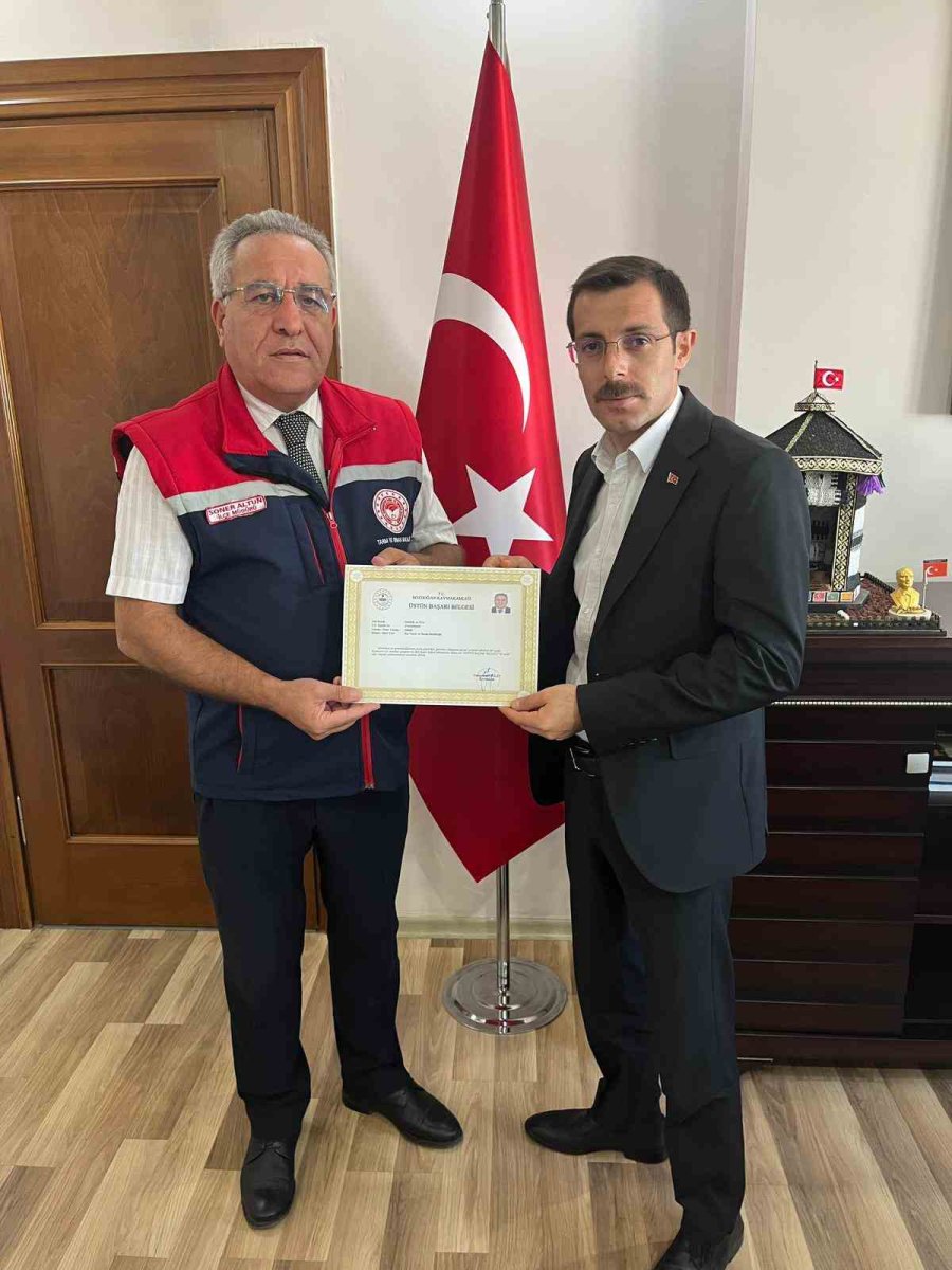 bozdogan-ilce-tarim-mudurune-ustun-basari-belgesi