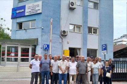 emekli-astsubaylar-iskura-is-basvurusunda-bulundu
