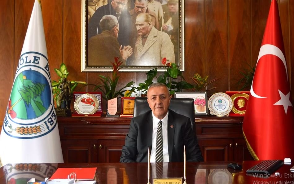 gole-belediye-baskani-budak-chpden-istifa-etti