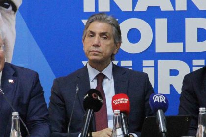 ak-parti-genel-baskan-yardimcisi-demir