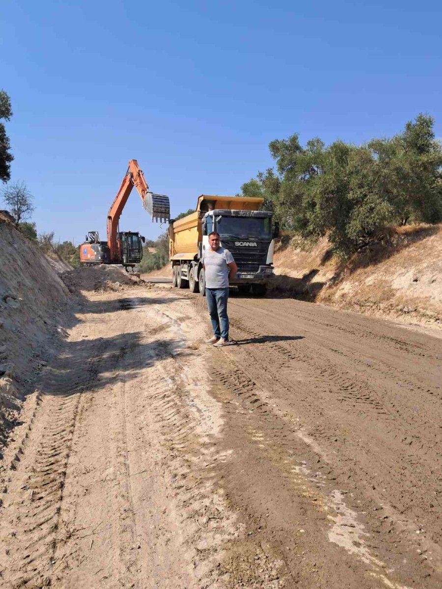 bozdoganda-yol-calismalari-suruyor