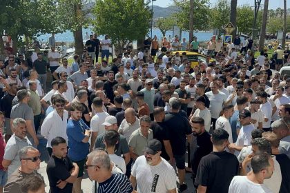 marmariste-kapalicarsi-esnafi-kesilen-cezalari-protesto-etti
