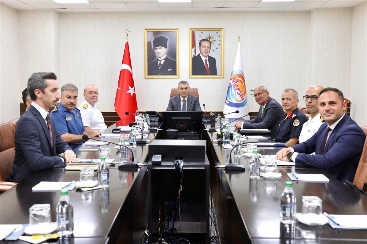 mersinde-guvenlik-ve-asayis-toplantisi-yapildi