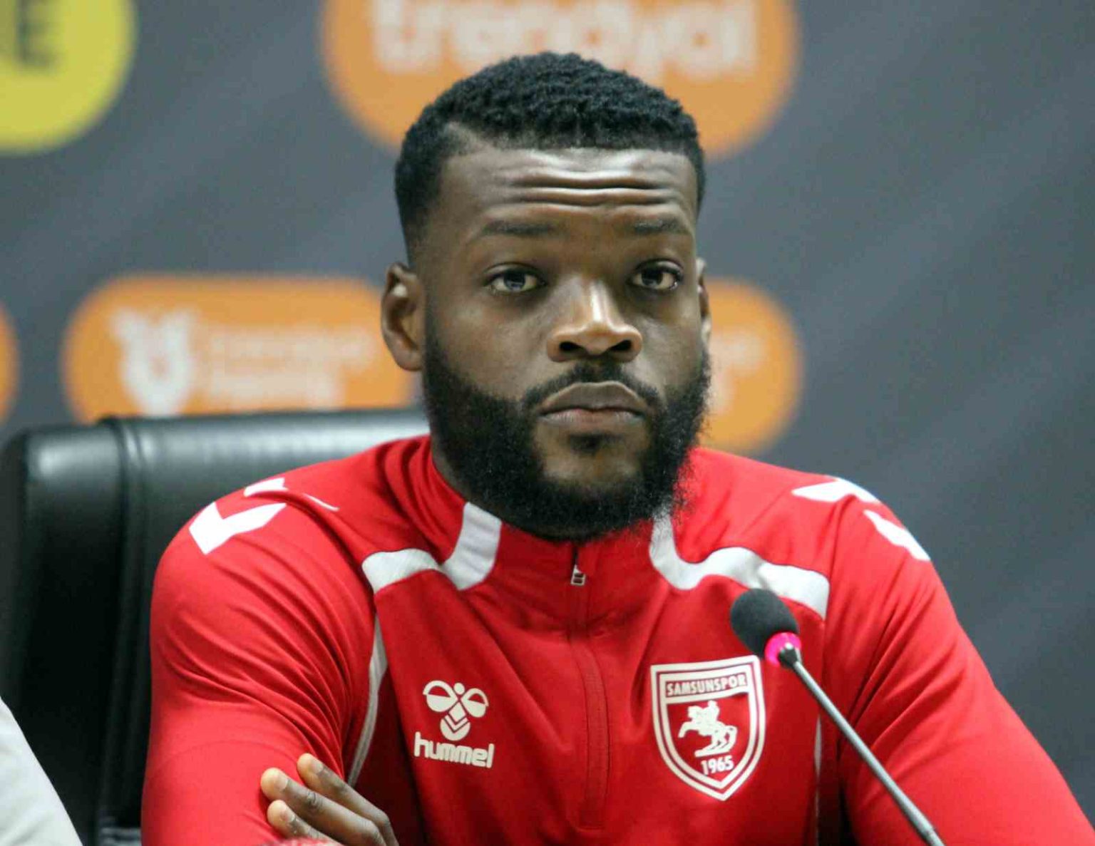 olivier-ntcham-uefa-avrupa-liginde-olmak-bizim-icin-buyuk-zevk