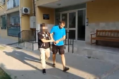 adanada-firari-torbacilara-operasyon-15-hukumlu-yakalandi