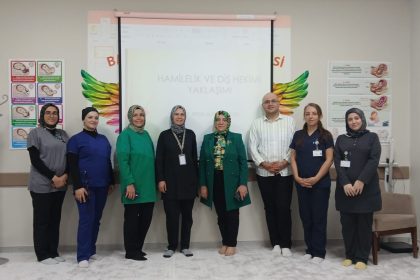 bayburtta-anne-adaylarina-agiz-ve-dis-sagligi-egitimi-veriliyor