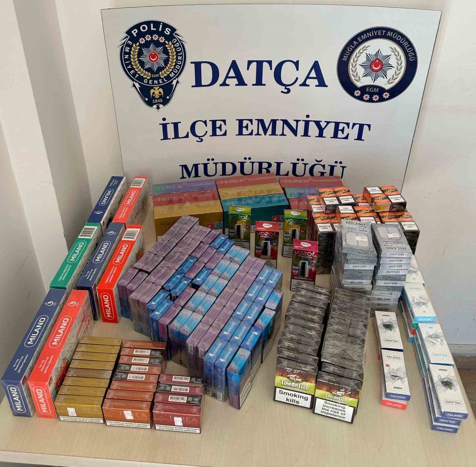datcada-kacak-tutun-ele-gecirildi