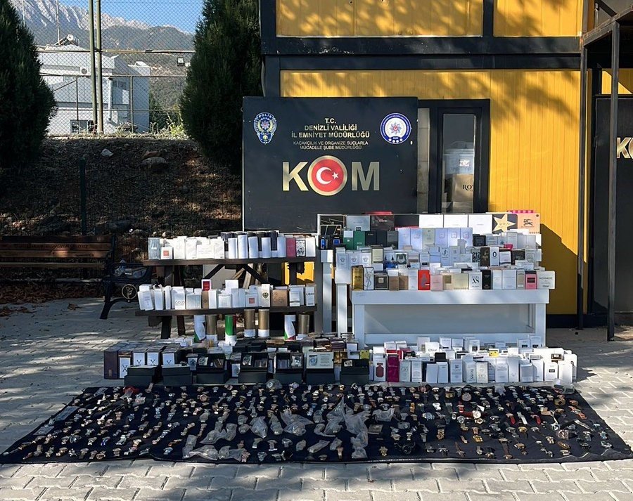 denizlide-binlerce-kacak-esya-ele-gecirildi