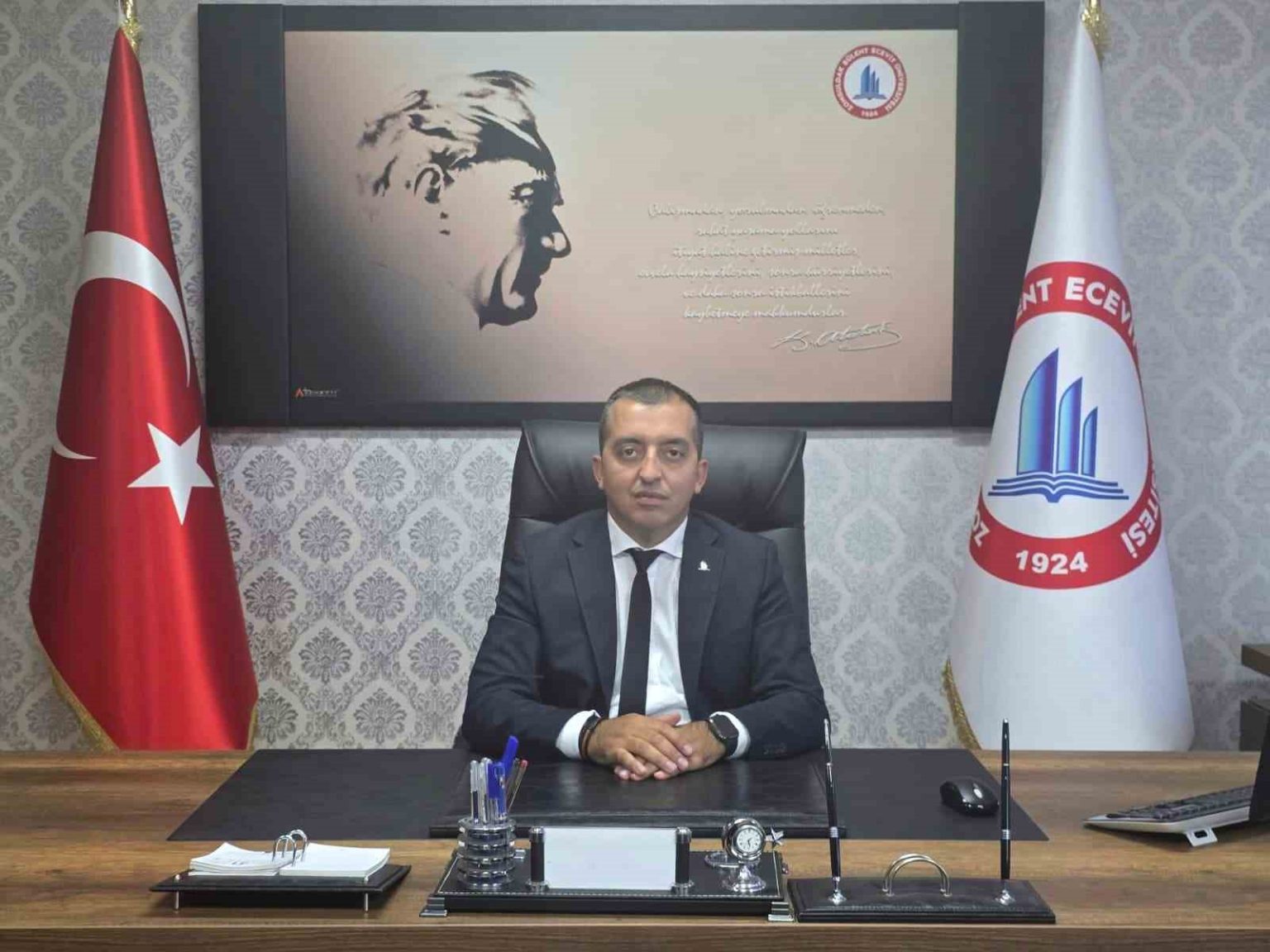 devrek-meslek-yuksekokulunun-yeni-muduru-kazkondu-oldu