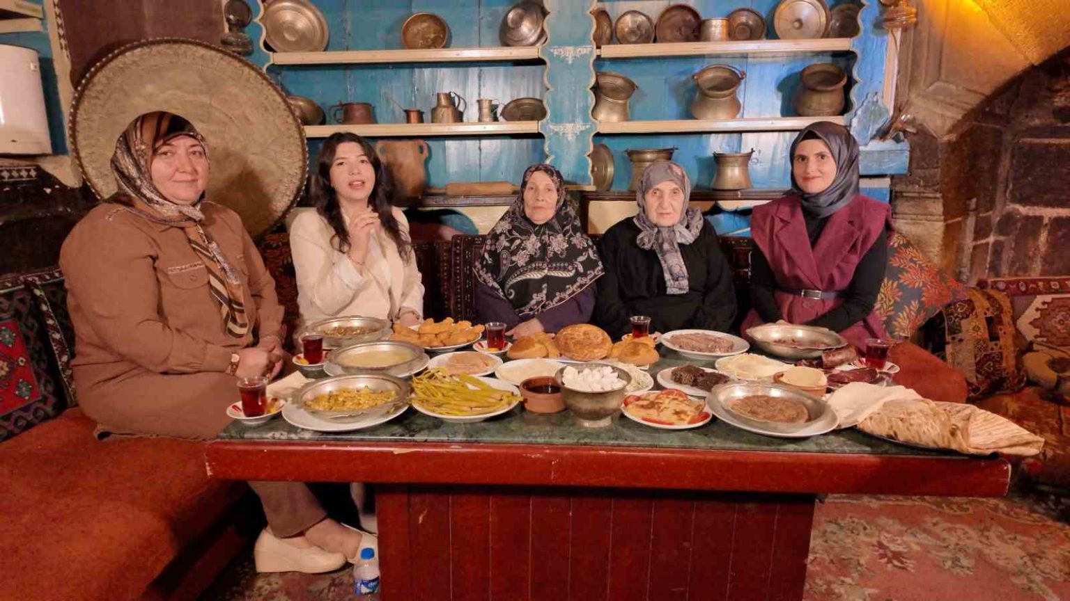 etb-erzurumun-kulturel-degerlerini-gun-yuzune-cikarmaya-ve-tanitmaya-devam-ediyor