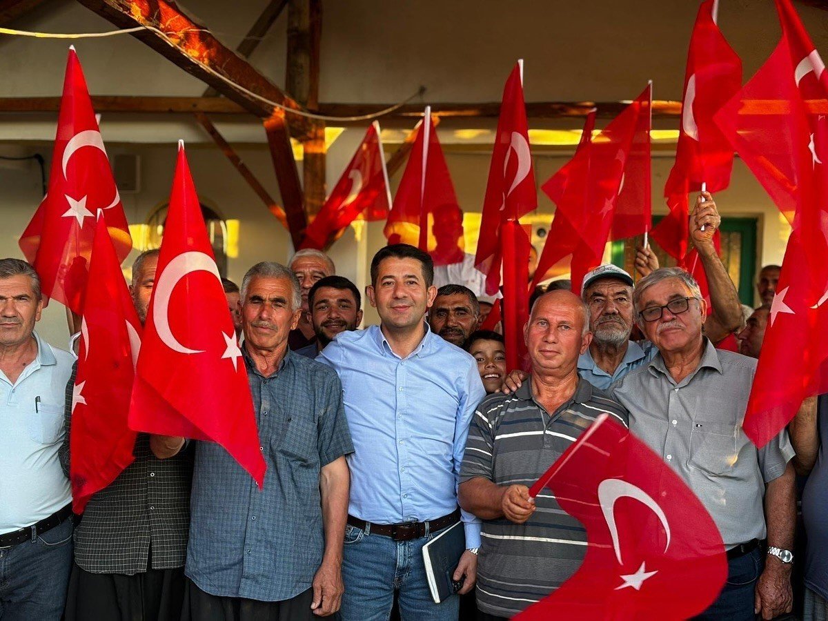 feke-belediye-baskani-ozen-vatandaslarla-bulustu