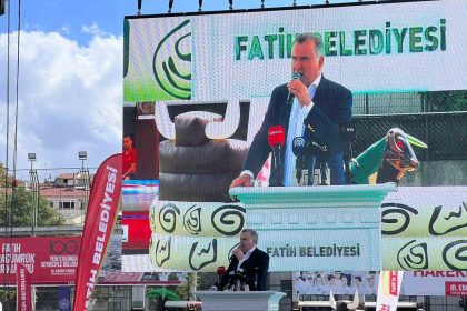genclik-ve-spor-bakani-osman-askin-bak-istanbulda-temel-atma-torenine-katildi