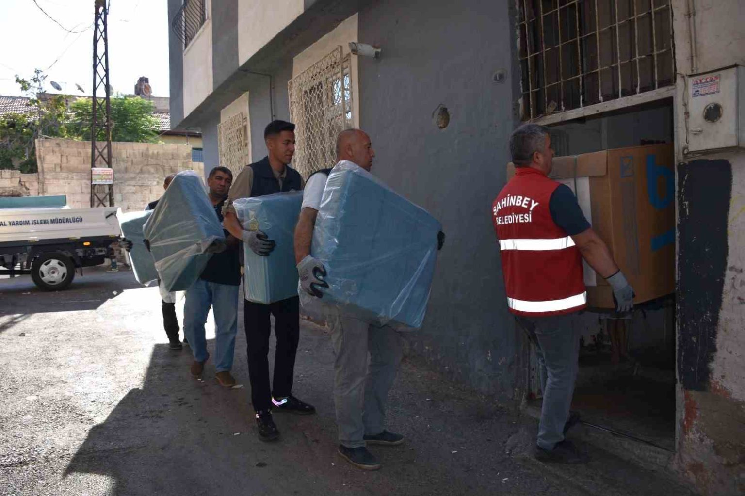 sahinbey-belediyesinden-ihtiyac-sahibi-aileye-destek