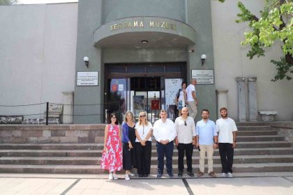 bergama-unesco-dunya-mirasi-gonulluleri-2025-kampanyasinda-turkiyeyi-temsil-edecek