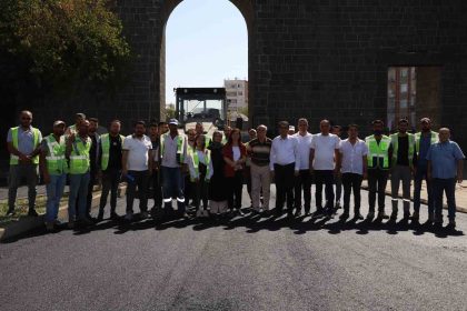 bucak-asfalt-calismasini-yerinde-inceledi