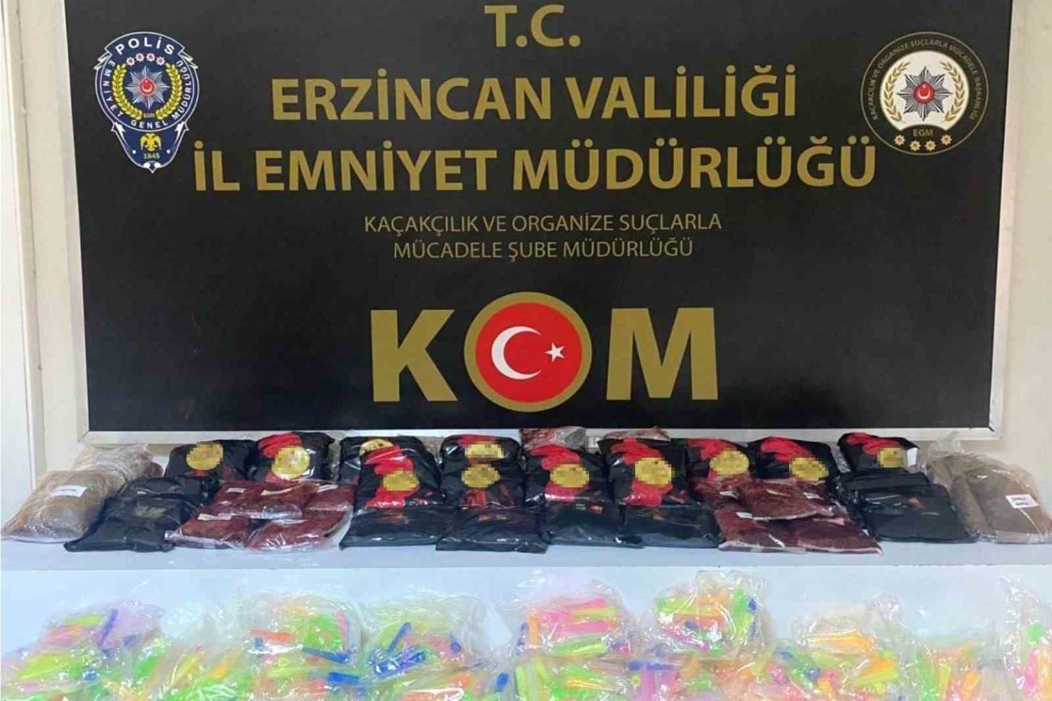 erzincanda-kacak-nargile-tutunu-ile-sipsi-ele-gecirildi