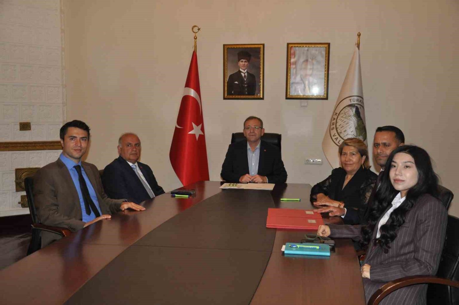 karsta-2-dernege-destek
