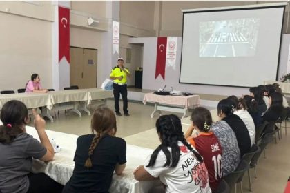kutahyada-korunma-ve-bakim-altindaki-cocuklara-trafik-egitimi