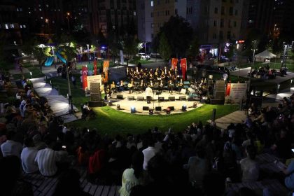 talasta-zafer-coskusu-sanat-muzigi-konseriyle-zirve-yapti