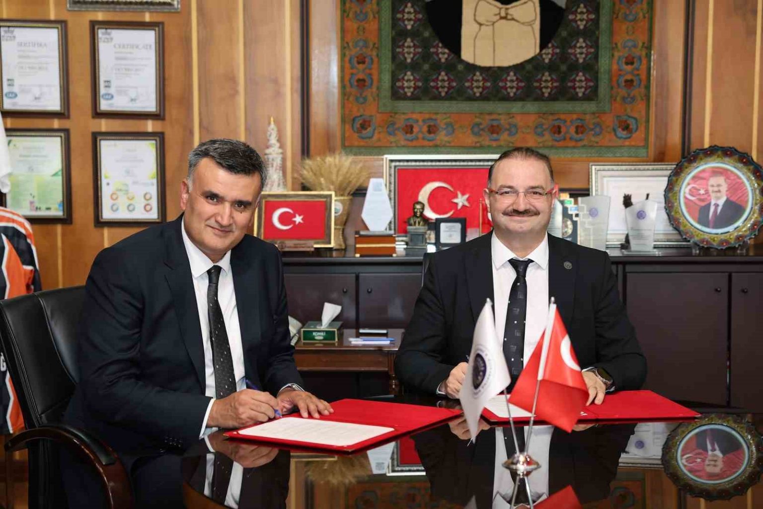 ataturk-universitesi-ile-odtu-arasinda-bilim-ve-arastirma-temelli-is-birligi-protokolu-imzalandi