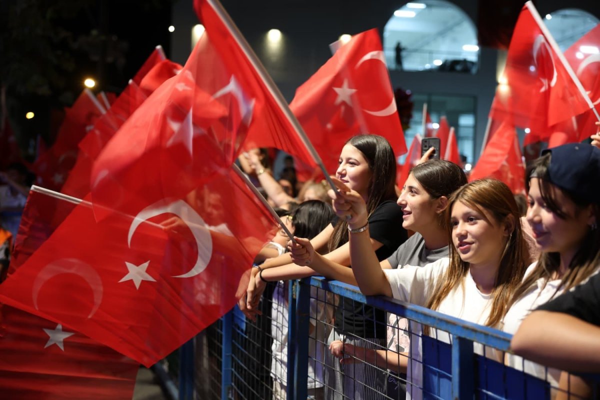 aydin-buyuksehir-belediyesinin-zafer-bayrami-etkinlikleri-basladi