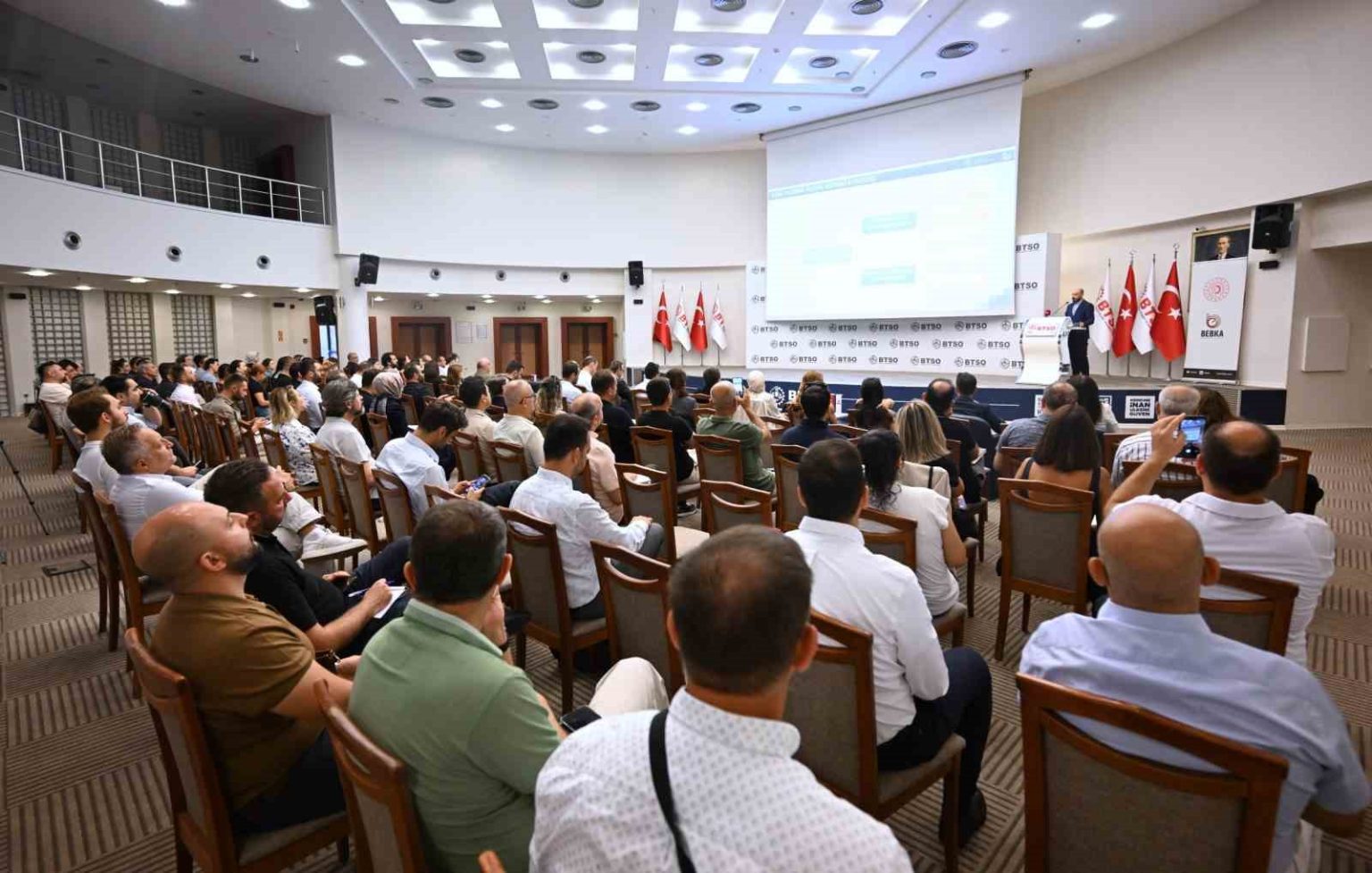 bursaya-turkiye-yuzyilinda-4-stratejik-yatirim-alani-acildi