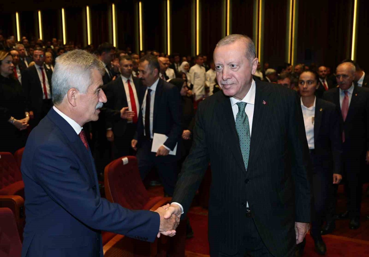cumhurbaskani-erdogan-tum-gayemiz-ecdattan-tevarus-ettigimiz-emsalsiz-mirasi-daha-da-zenginlestirip-gelecek-kusaklara-aktarmak
