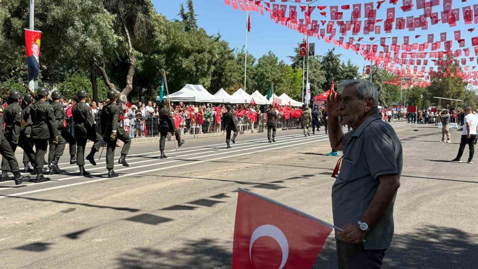 diyarbakirda-30-agustos-zaferi-etkinliklerle-kutlandi