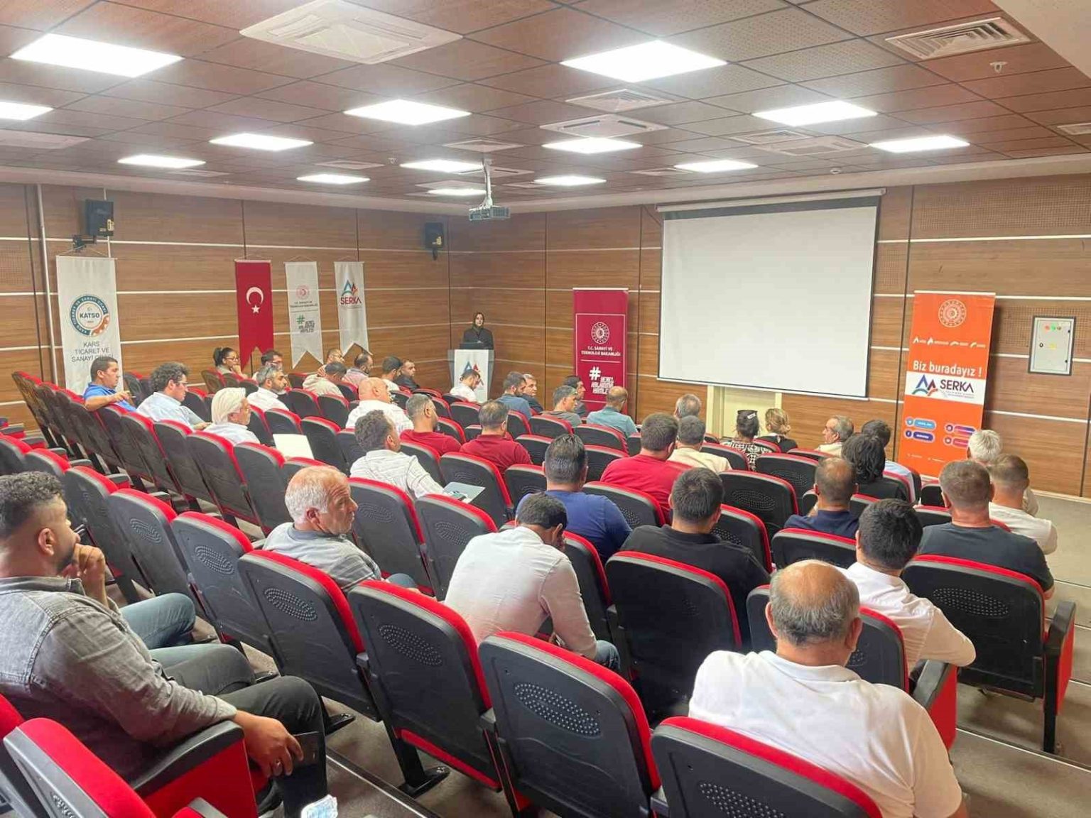 karsta-yerel-kalkinma-hamlesi-bilgilendirme-toplantisi-yapildi
