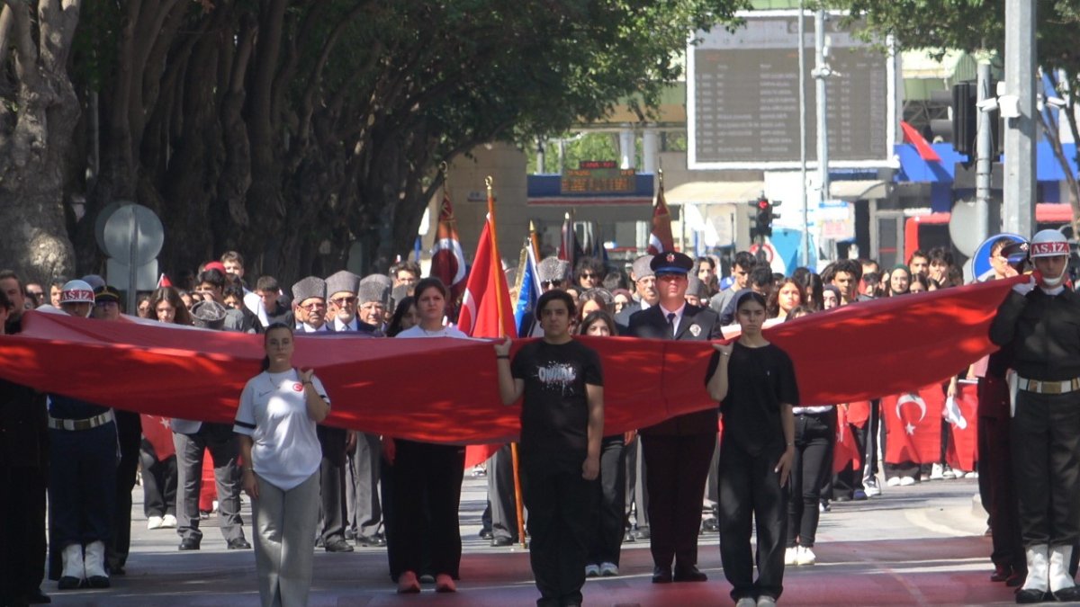 konyada-30-agustos-zafer-bayrami-coskusu